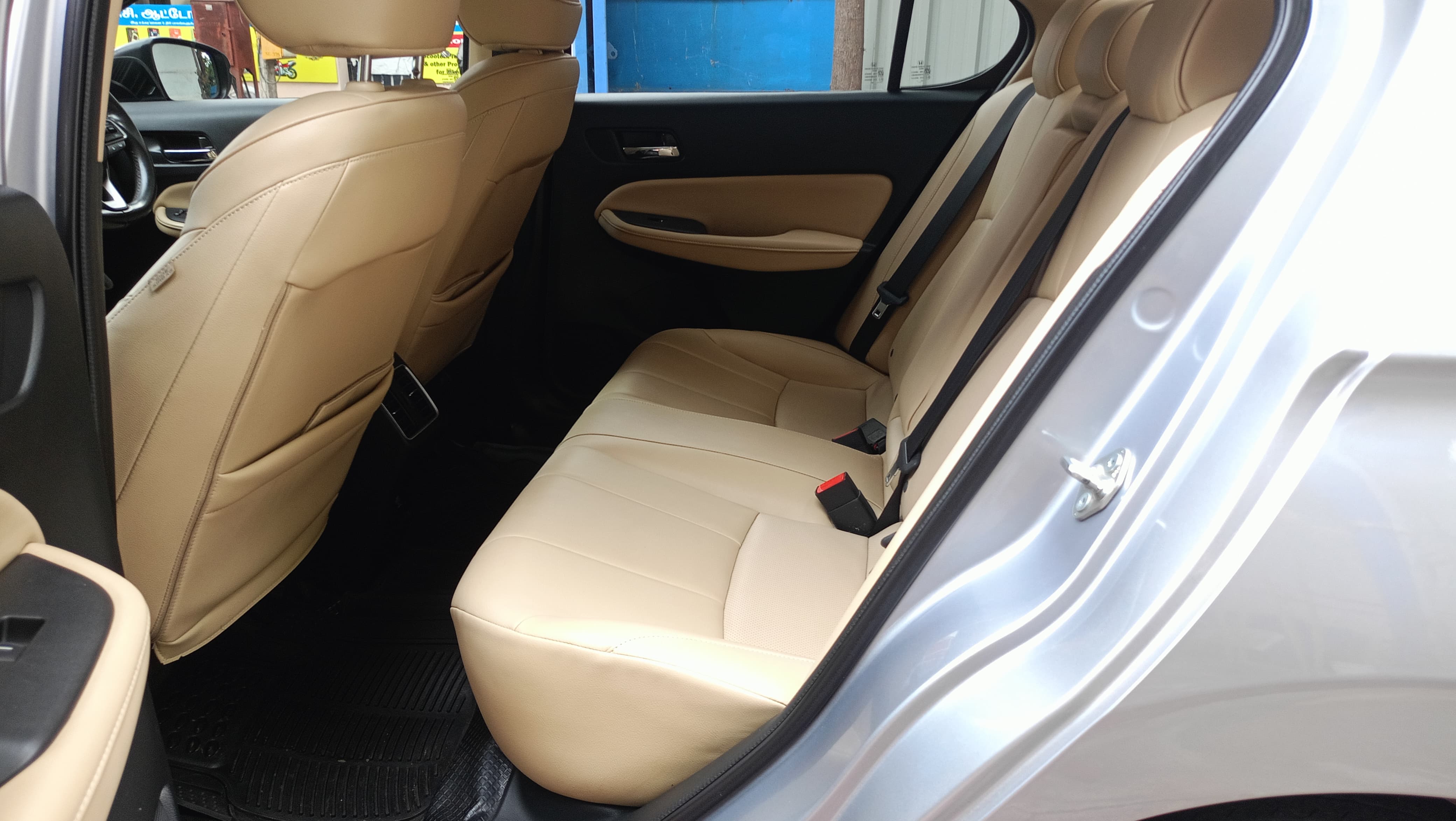 Honda City - Image 11